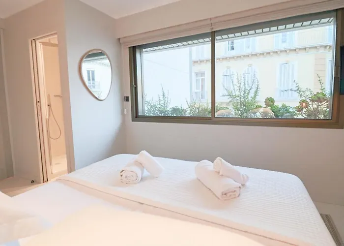 Gray Renovated Luxurious Located In Cannes